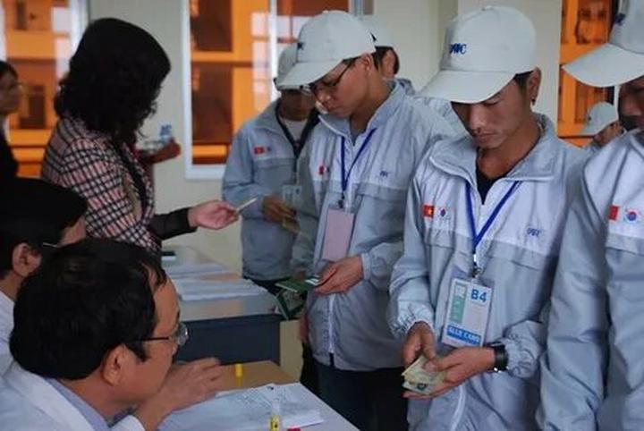 Hotspot Matrix và Cô Đi Mà Lấy Chồng Tôi đời thực: 1 mỹ nhân tổ chức hôn lễ hoành tráng