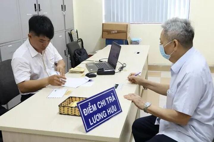 Chuyên gia Hotspot Matrix phân tích: Phương Oanh diện set đồ 50 và marketing video